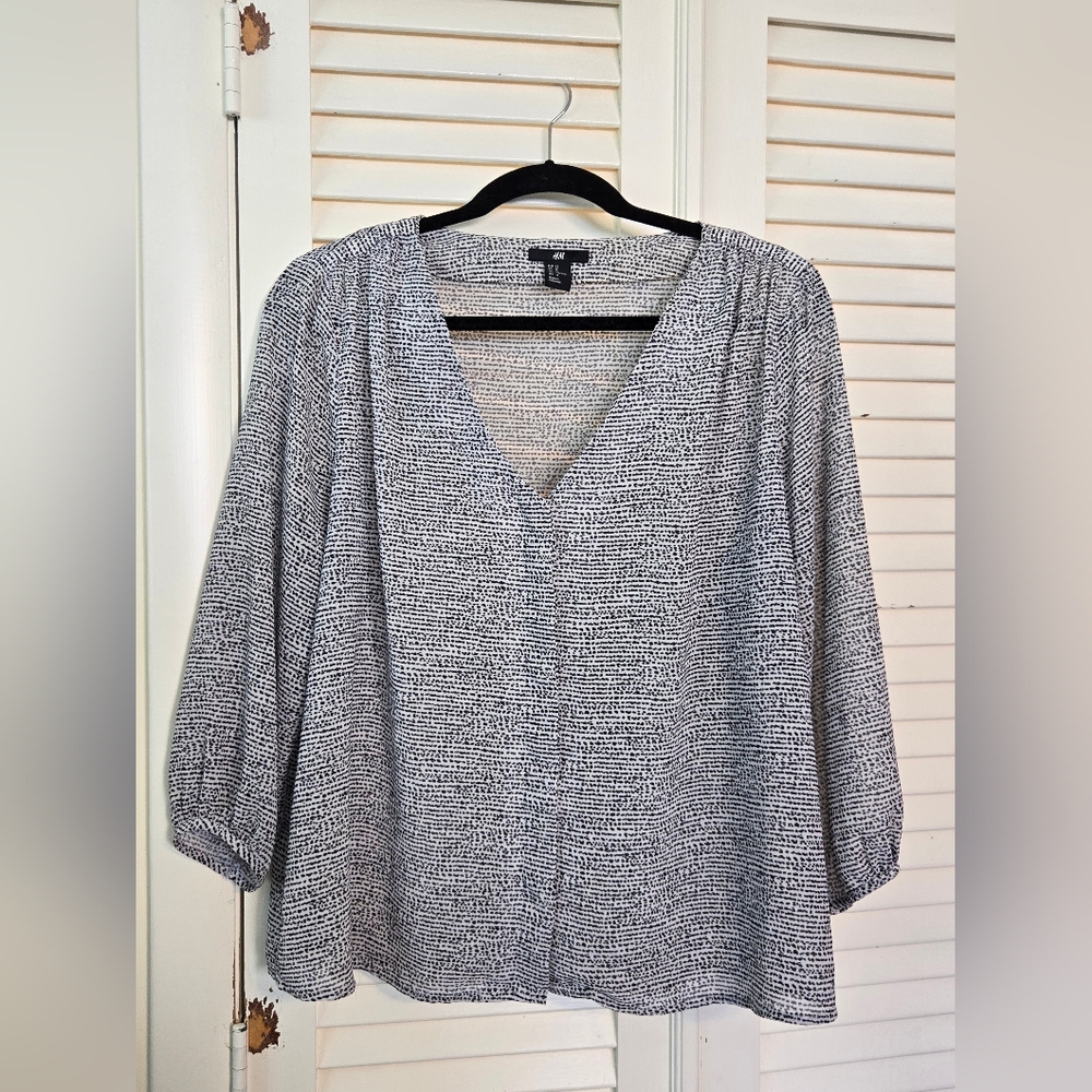 H&M Black and White Patterned Blouse Size 12